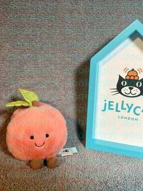 Jellycat Amuseable Peach BNWT-Authentic